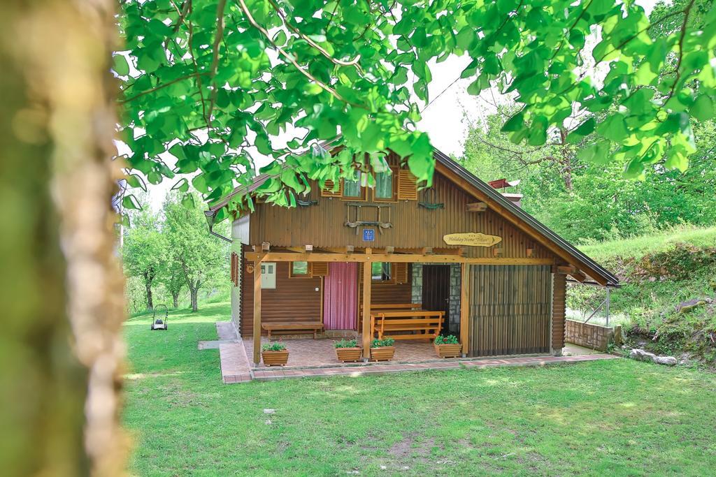 Holiday Home Trzan Josipdol Eksteriør billede